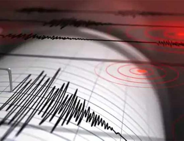 5.2 तीव्रता का आया भूकंप लखनऊ, सीतापुर समेत कई जिलों में देर रात लगे झटके-NewsAsr