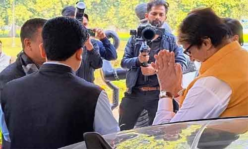 अमिताभ बच्चन पहुंचे अयोध्या, रामलला के दरबार में लगाई हाजिरी